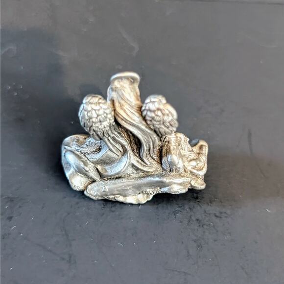Artist Signed Pewter Collectibles – Angel w/Cats & Cat Wreath Ring (Seagull) - Picture 5 of 6